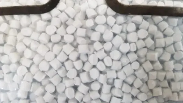 Imagem ilustrativa de Polietileno granulado